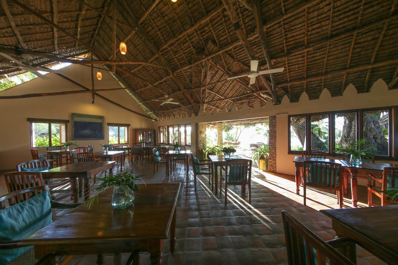 Kinasi Lodge Utende Екстериор снимка