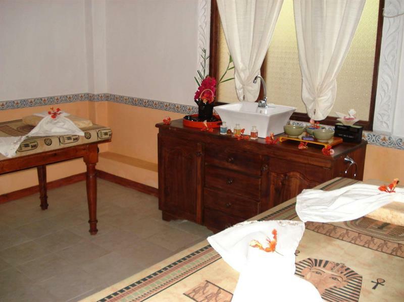 Kinasi Lodge Utende Екстериор снимка