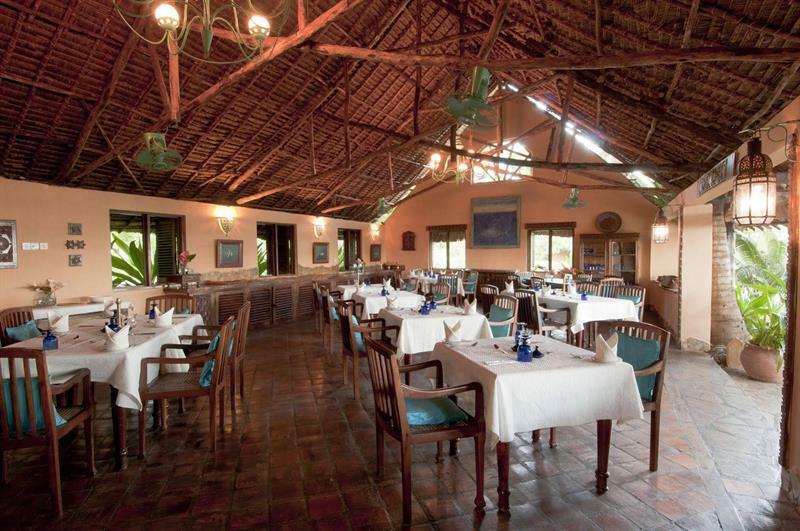 Kinasi Lodge Utende Екстериор снимка