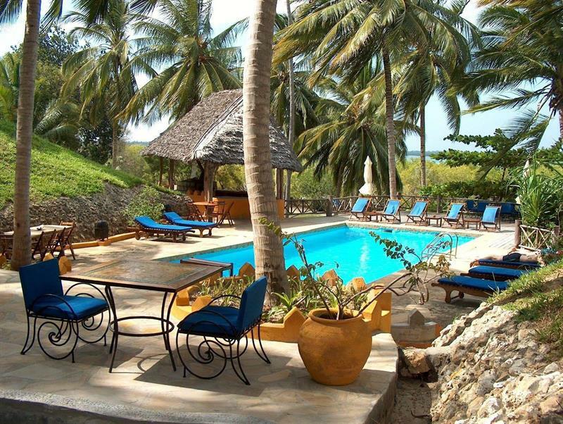 Kinasi Lodge Utende Екстериор снимка