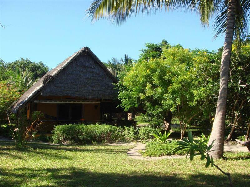 Kinasi Lodge Utende Екстериор снимка