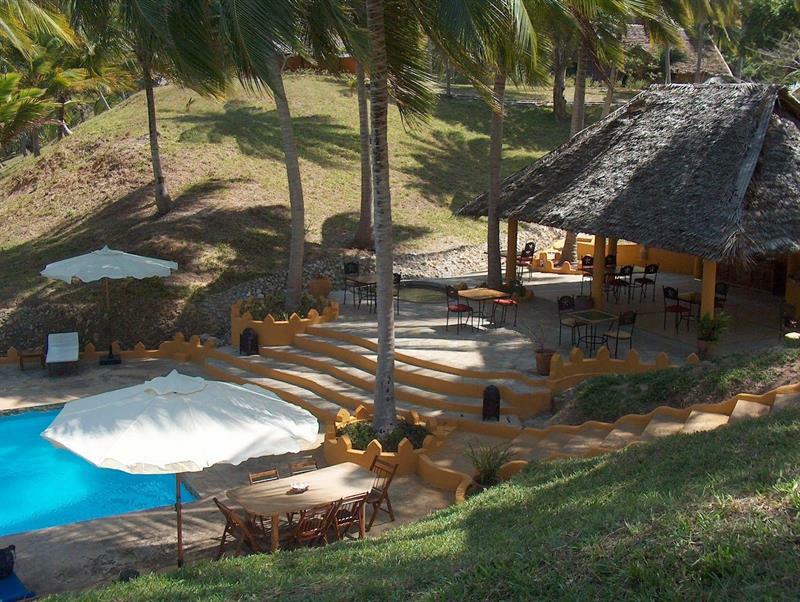 Kinasi Lodge Utende Екстериор снимка